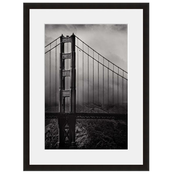 Image shown in Black Onyx frame with white mat. San Francisco, California, Golden Gate Bridge, photographed by Vincent Versace.